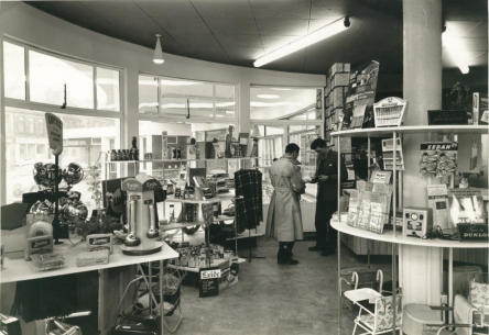 Henderson’s Garage