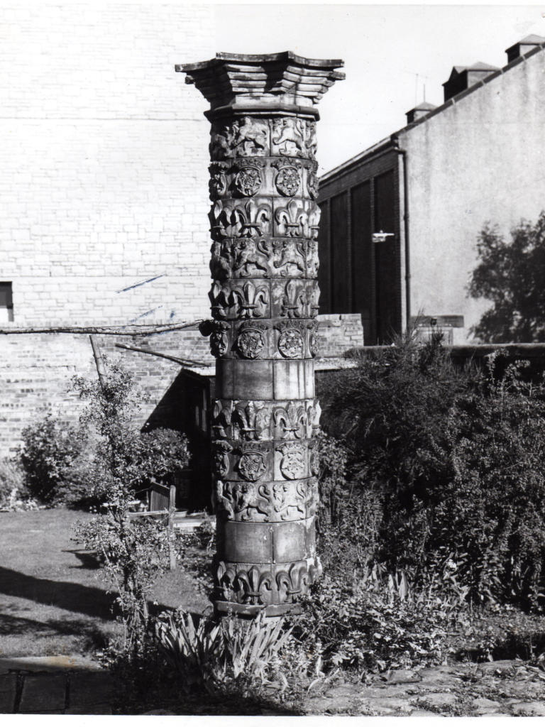 One of the pillars at Argyle House before it was painted